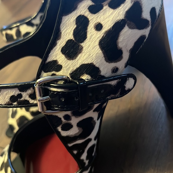 White House black market cow hide heels - Picture 4 of 8
